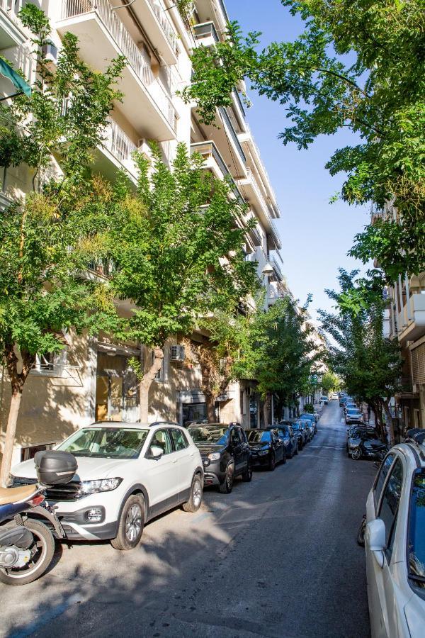 Studio Apartment With All Amenities In Kolonaki Athens Luaran gambar